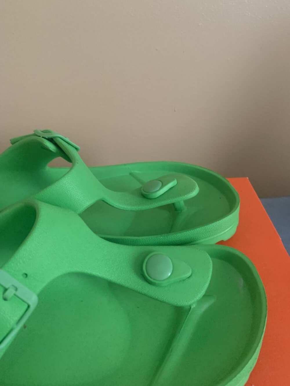 3 Pairs for 1 Price Summer sandals - Picture 7 of 16